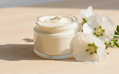 Protección y calma para la piel del bebé: El poder de la Malva Blanca de Weleda